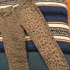 Leopard jeans